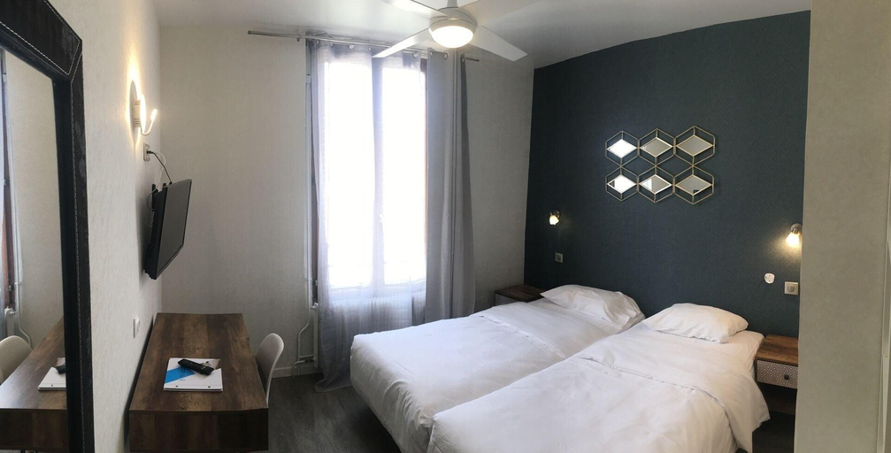 Bedroom 3, Du Maine, Paris