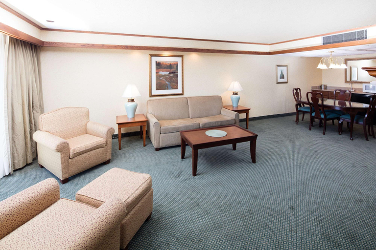 Public Area 2, Red Lion Hotel Pendleton, Umatilla