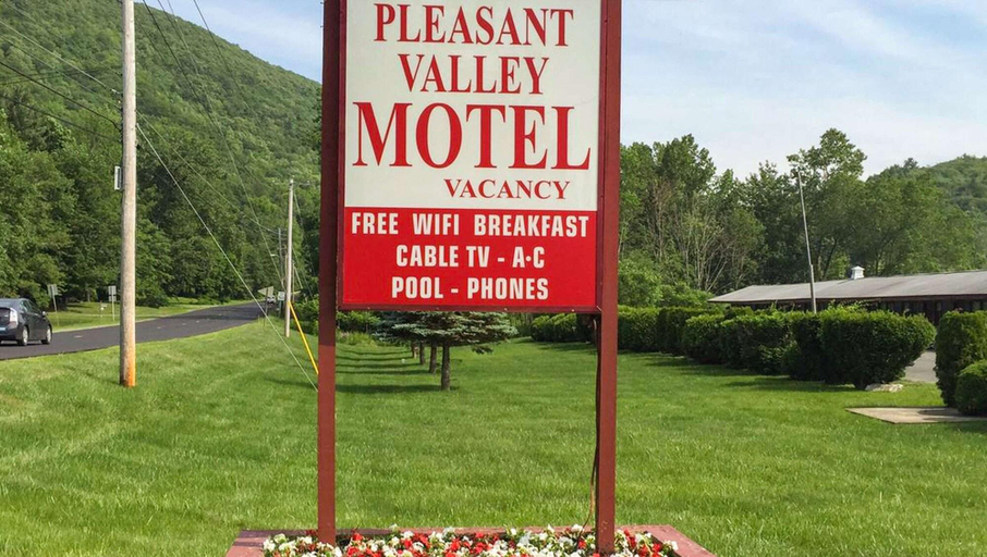 Family & Kids 2, Pleasant Valley Motel West Stockbridge, Berkshire