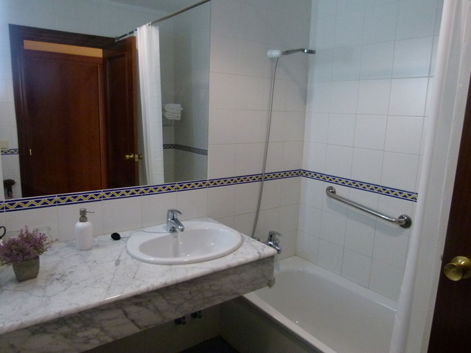 Bathroom 4, Hotel Finca Los Venancios, Asturias