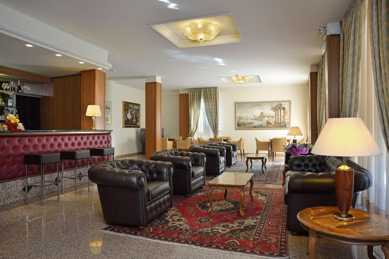 Public Area 3, Hotel Rossini, Pesaro E Urbino