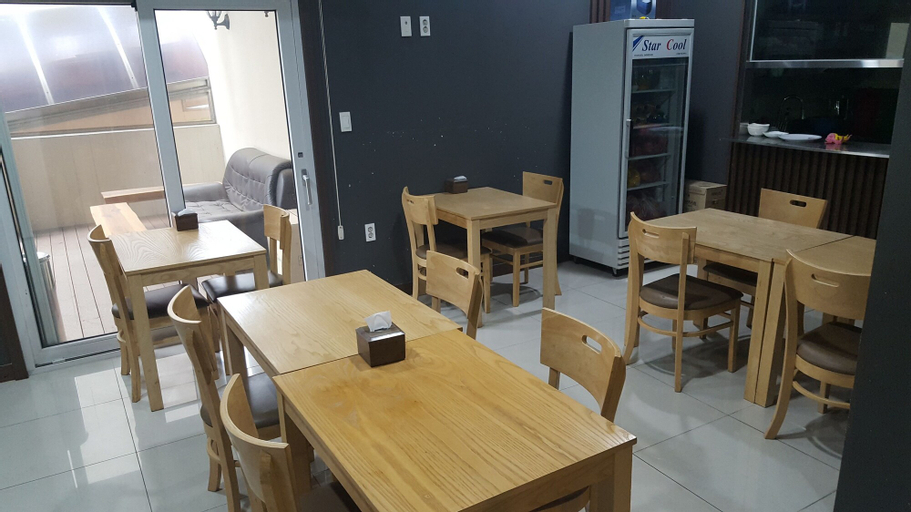 River Hotel, Chungju