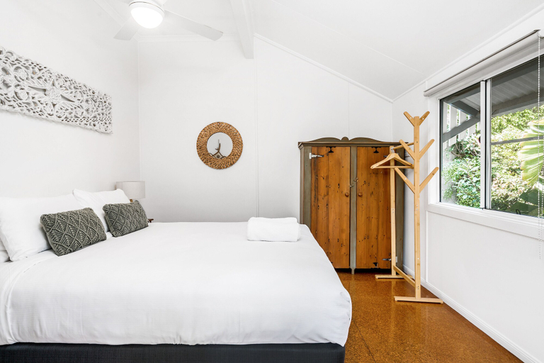 Bedroom 3, Your Luxury Escape - Salt Life, Byron