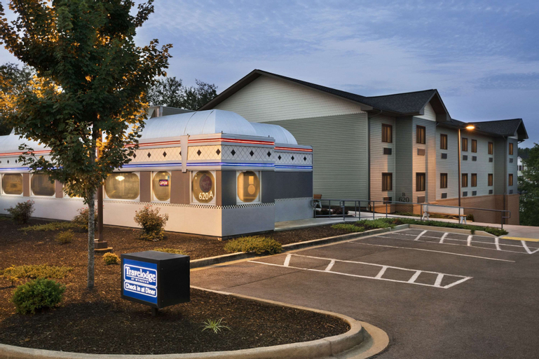 Travelodge by Wyndham Brunswick near Fredrick, Frederick