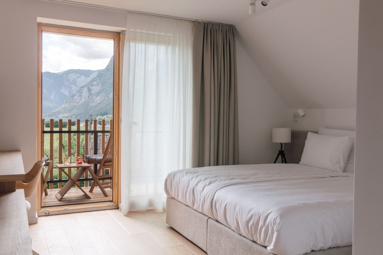 Bedroom 3, Hotel Majer'ca, Bohinj