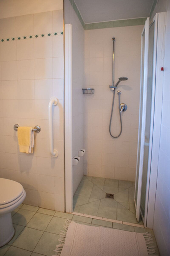 Bathroom 4, Poggio Al Vento, Siena
