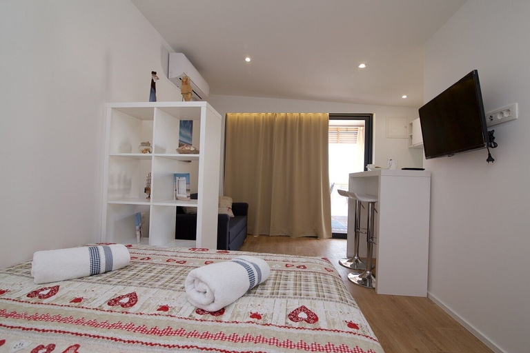 Bedroom 3, Mobile Homes at Camping Ugljan Resort, Preko