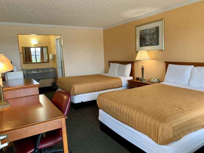 Regency Inn Fairfield, Freestone