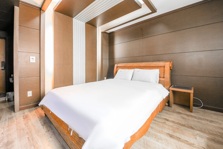 Bedroom 3, Noblesse Hotel, Gwangsan