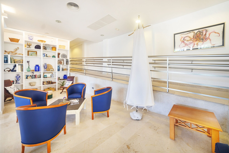 Public Area 3, Na Forana, Baleares