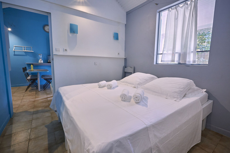 Bedroom 3, SOLEIL COUCHANT - Gites, Deshaies