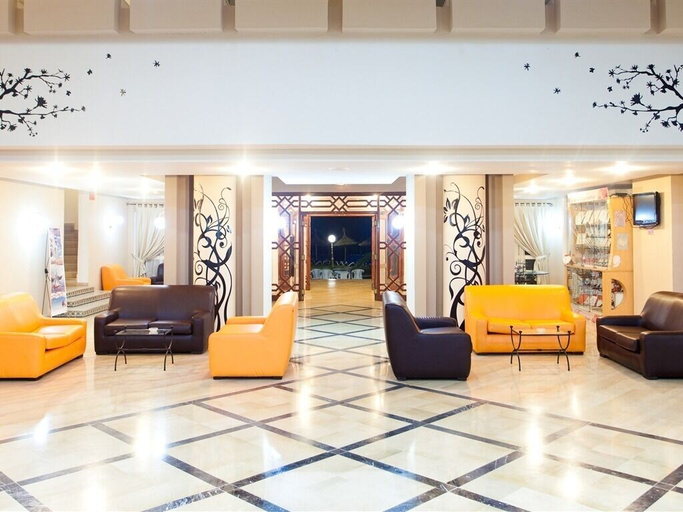 Public Area, Le Zenith, Hammamet