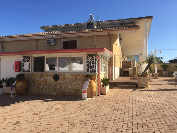 Re Sole Resort, Taranto