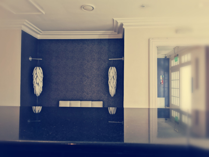 Public Area 2, Kings Hotel, Buckinghamshire