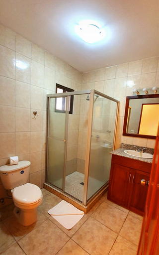Bathroom 4, Casa Guardia Panama, Antón