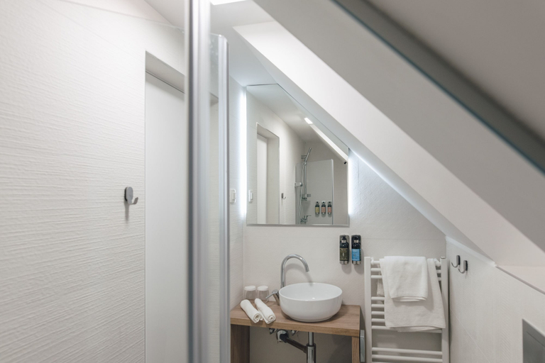 Bathroom 4, Hotel Majer'ca, Bohinj