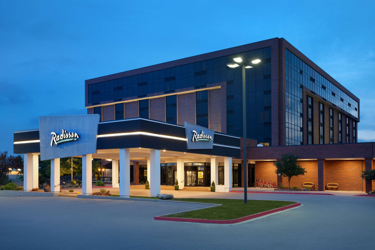 Exterior & Views 2, Radisson Hotel Denver - Aurora, Arapahoe