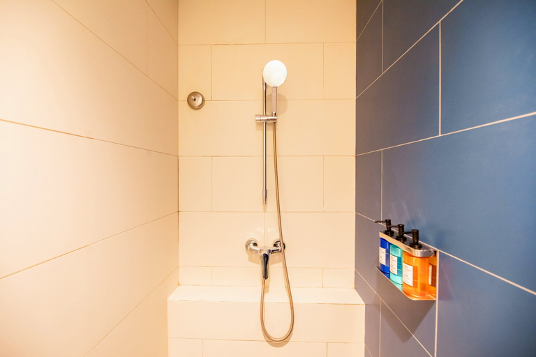 Bathroom 4, Holiday Inn Express Yantai Fulai, an IHG Hotel, Yantai