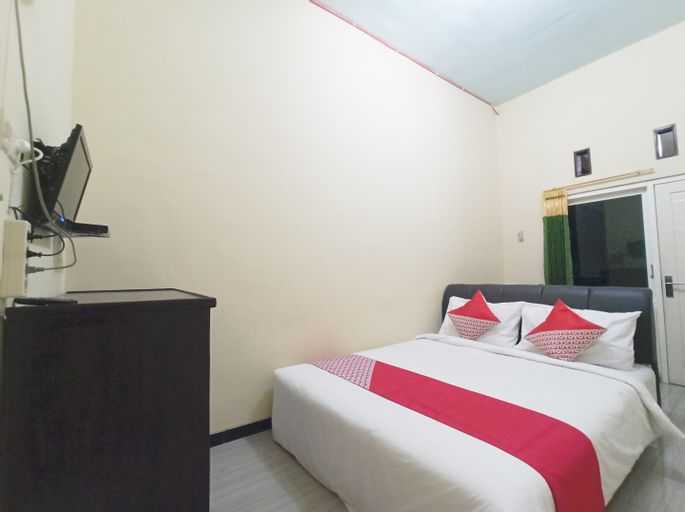 OYO 3298 Bromo Guest House Family, Malang