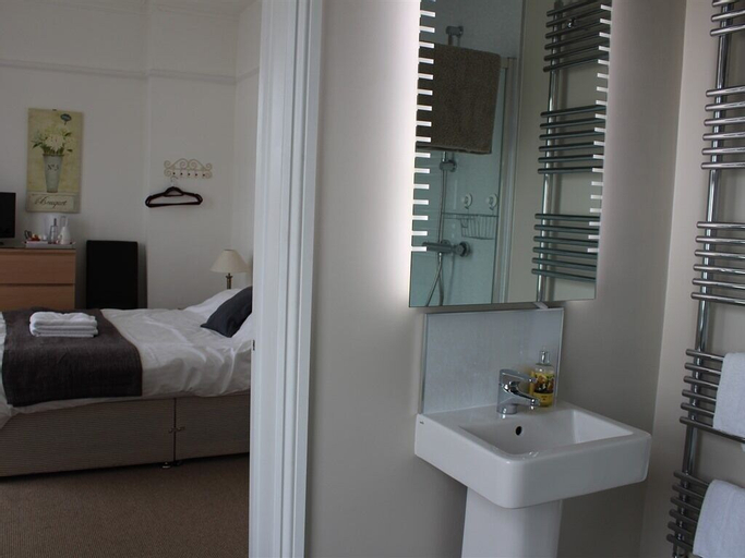 Bedroom 4, The Westby Guest House, Bournemouth