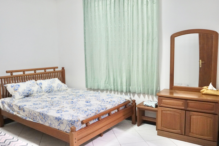 Bedroom 5, Villa Lotus G5 Cipanas 4BR-14 Persons, Bogor