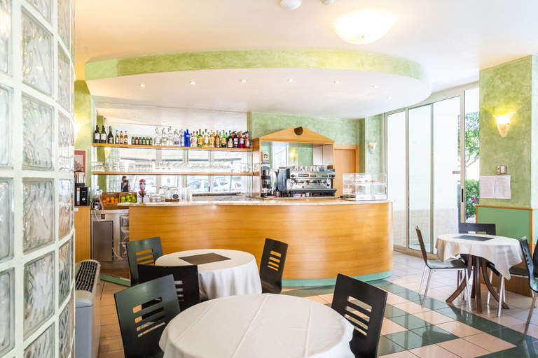 Food & Drinks 5, c-hotels Aiglon, Rimini