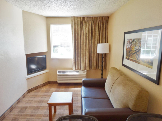 Bedroom 3, Extended Stay America - Indianapolis - West 86th S, Indianapolis