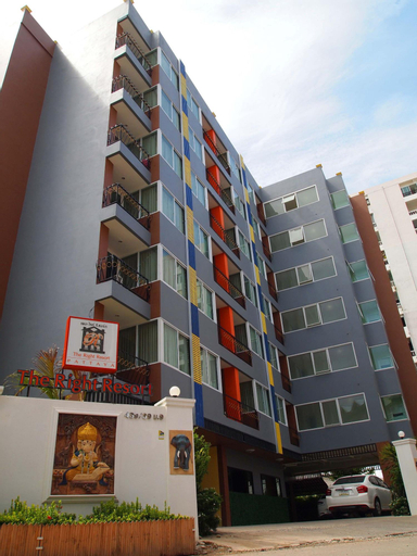 The Right Resort, Pattaya