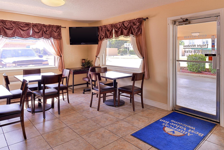 Public Area 2, Americas Best Value Inn Ponca City, Kay