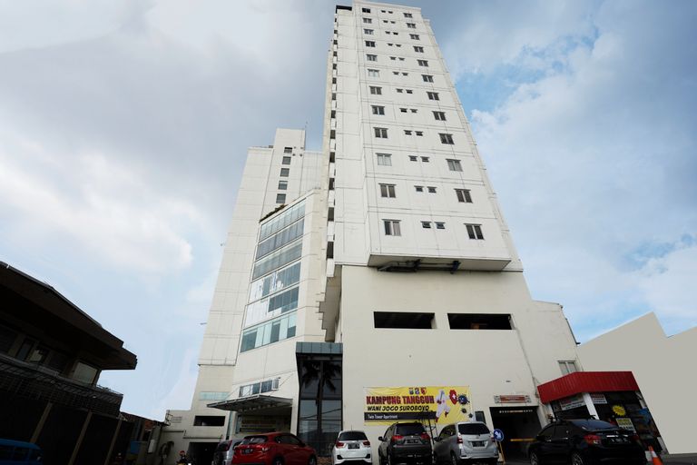 Collection O 29 Twin Tower, Surabaya