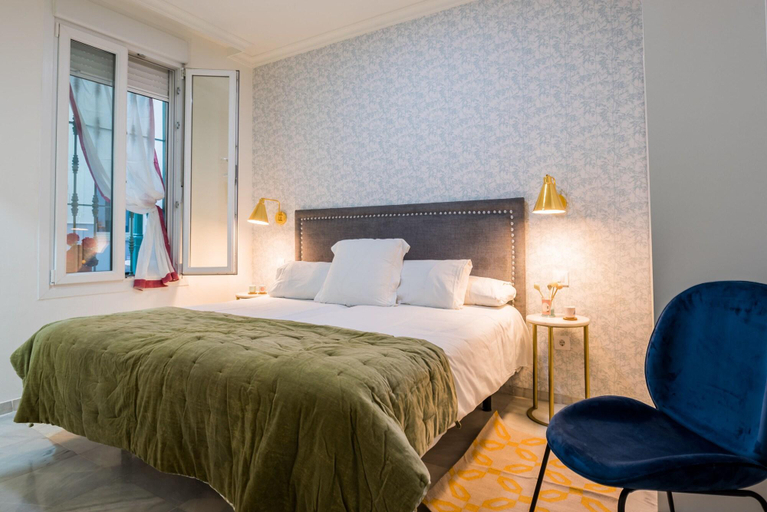 Bedroom 5, Jardin de La Alameda, Sevilla