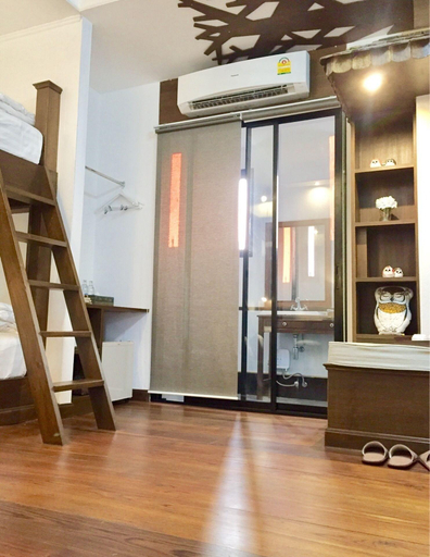 Public Area 2, Pai Cherkaew, Pai