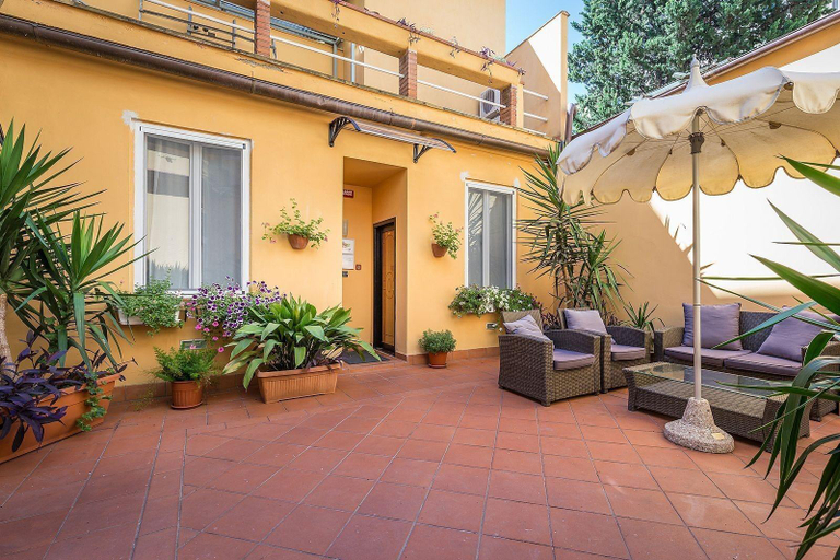 Exterior & Views 2, Hotel Veneto Firenze, Florence