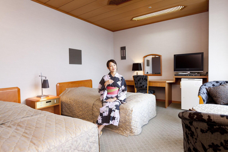 Bedroom 4, Matsuya-Sensen, Awara