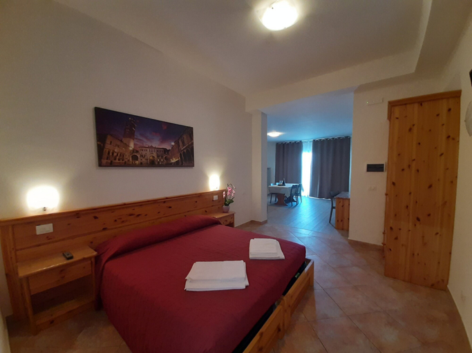 Bedroom 4, CAMERE DA MIRELLA, Verona