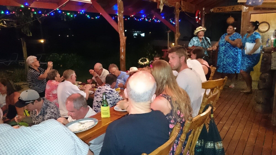 Food & Drinks 5, Aroa Beachside Resort, Rorotonga