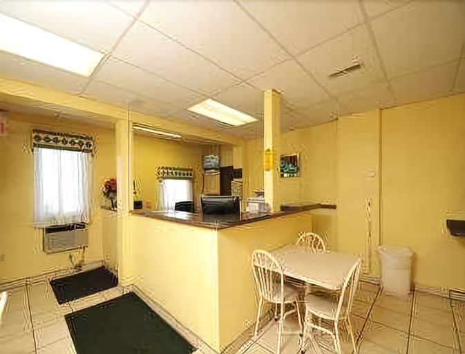 Public Area 2, Travelodge by Wyndham Yankton, Yankton