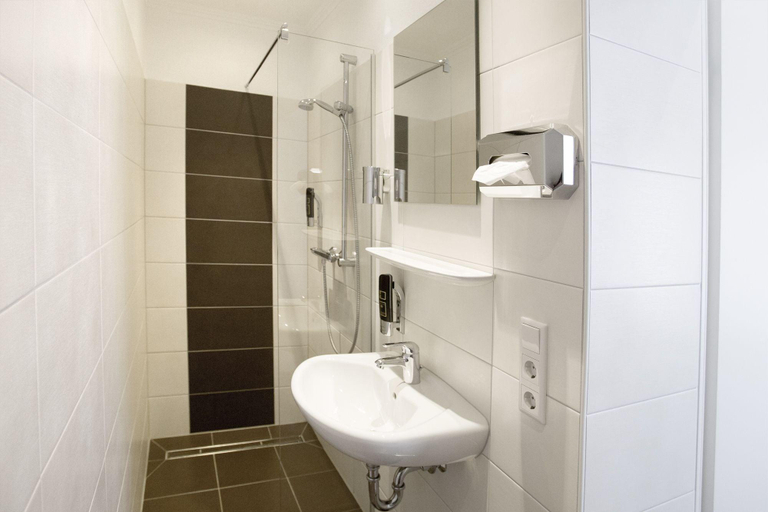 Bathroom 4, Hinrichsen, Nordfriesland