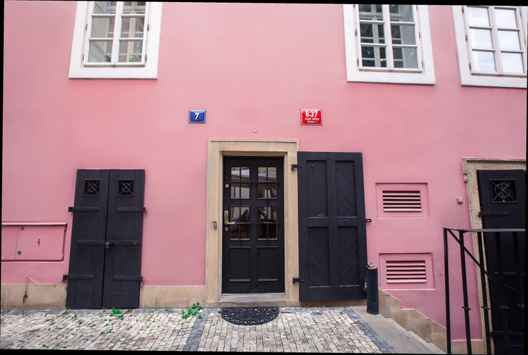 Exterior & Views 2, Merchant's Yard Residence, Praha 1