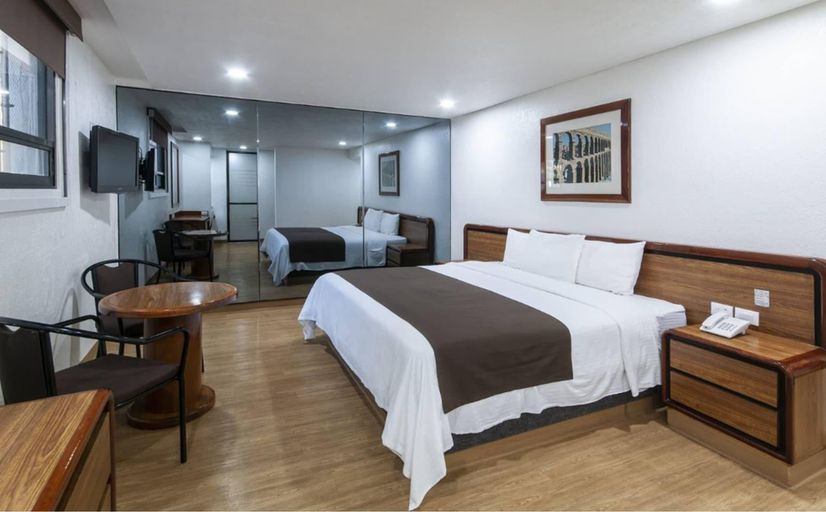 Bedroom 3, Hotel San Lucas, Mexico City