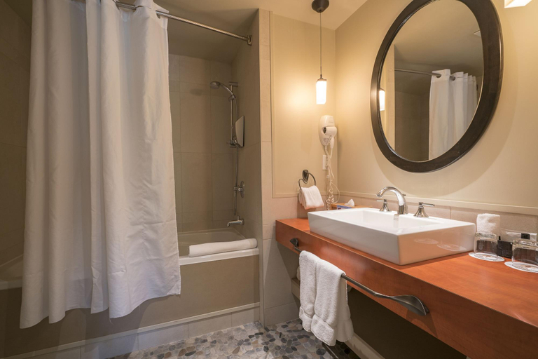 Bathroom 5, Musee Premieres Nations, Communauté-Urbaine-de-Québec