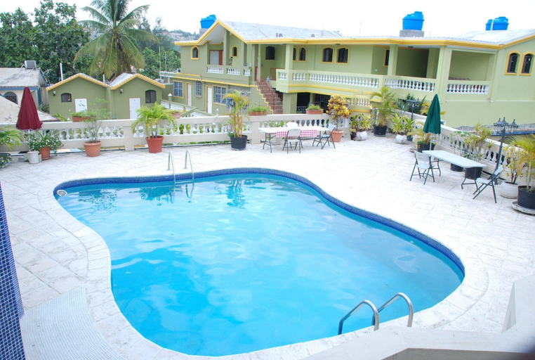 Sport & Beauty 5, Pavillon des Receptions & Hotel, Port-au-Prince