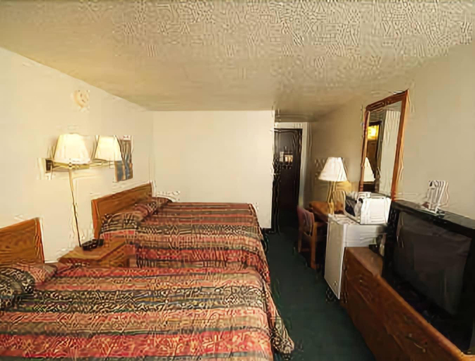Bedroom 3, Travelodge by Wyndham Yankton, Yankton