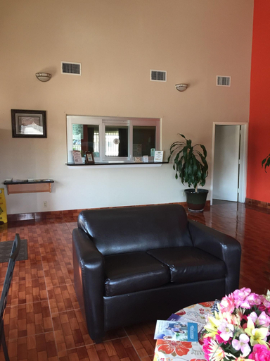 Public Area 2, Scottish Inn & Suites Houston, Houston