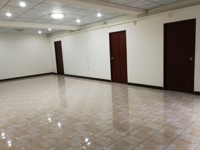Public Area 3, Soi 5 Apartment, Pattaya