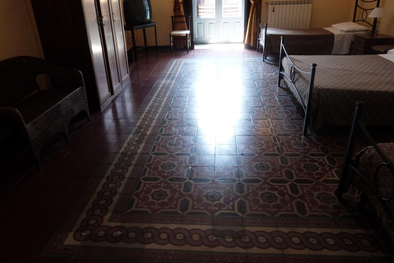 Public Area 3, Hoteletnea 316, Catania