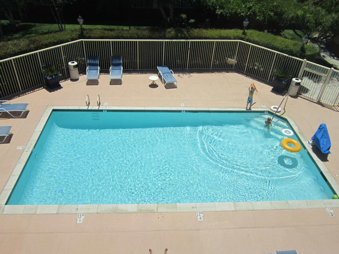 Sport & Beauty 5, Extended Stay America - Pleasanton - Chabot Dr., Alameda