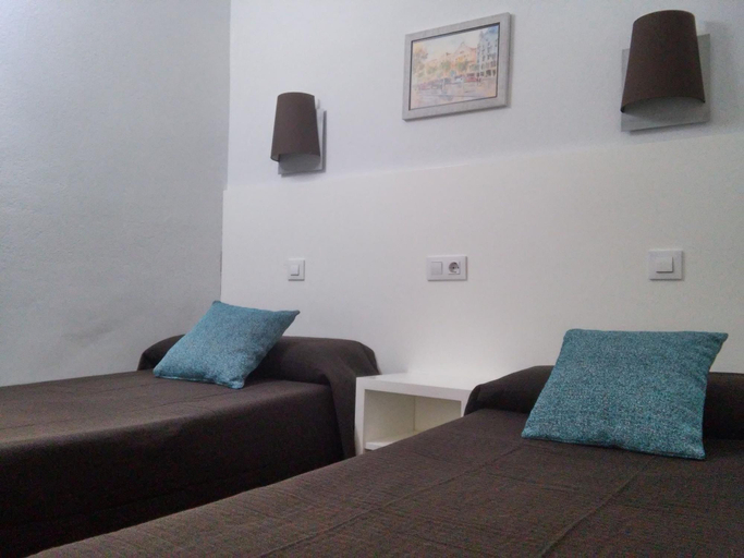 Public Area 3, Hostal Lesseps, Barcelona