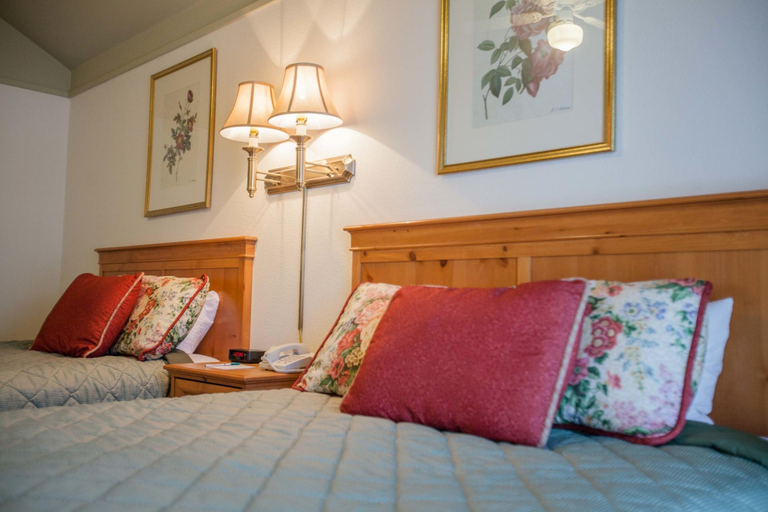 Bedroom 3, Rivers Edge Resort, Fairbanks North Star