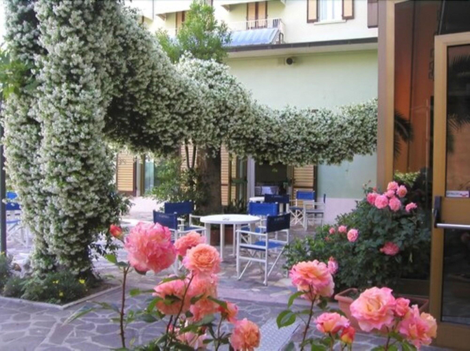 Exterior & Views 2, Hotel Cappelli, Pistoia